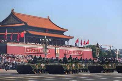 九三阅兵激发奋进力量，辛宇弘医疗科技以创新守护人民健康