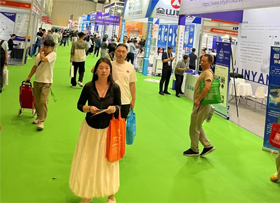 发货物流昼夜不停，展会现场人潮涌动！辛宇弘医疗近期业务全景图鉴