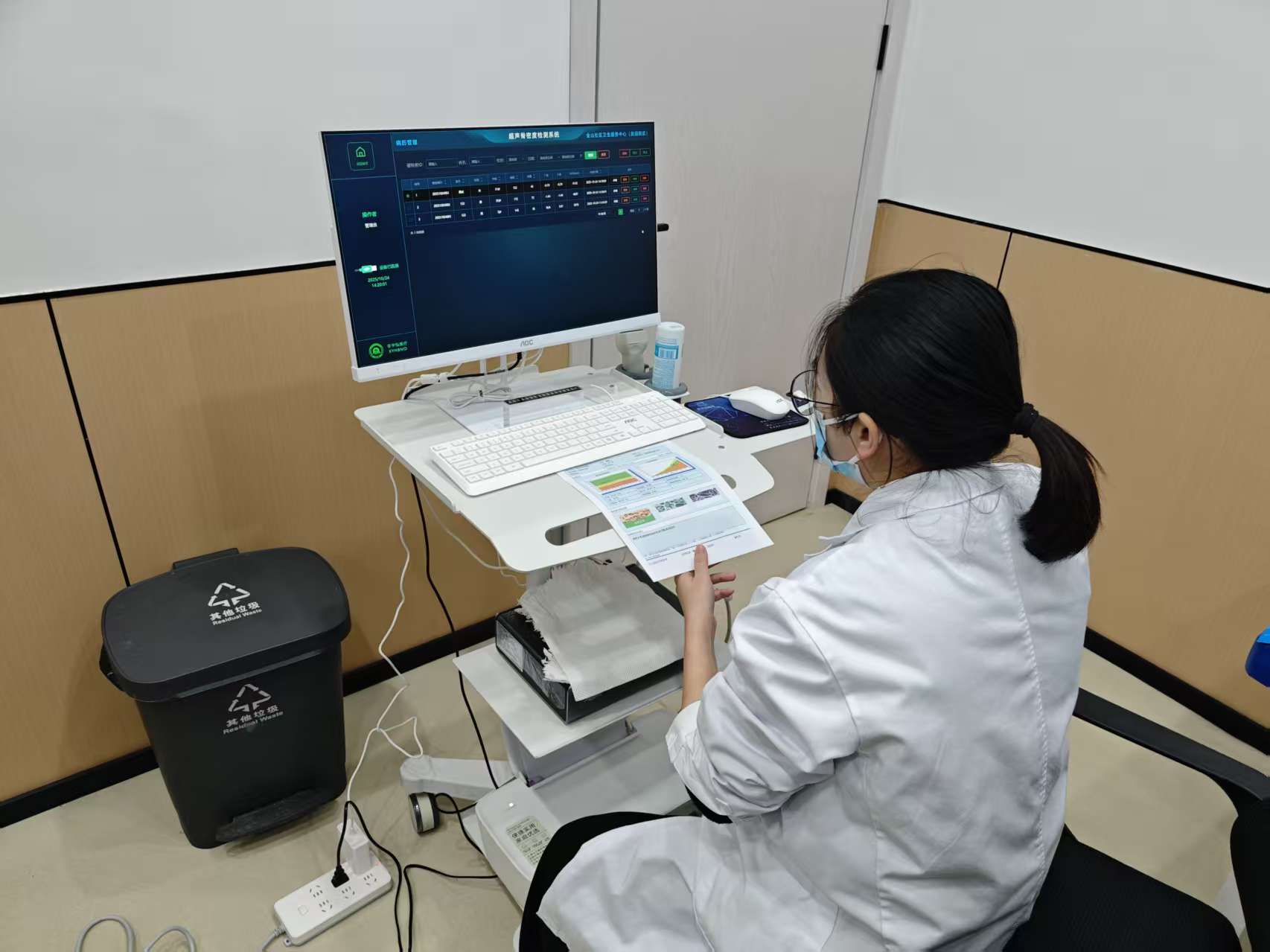 两江新区金山社区卫生服务中心引进辛宇弘医疗超声骨密度仪XYH9000B 两江新区金山社区卫生服务中心引进辛宇弘医疗超声骨密度仪XYH9000B